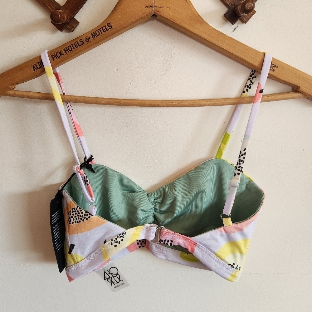 NWT Chaser Bikini Top Adjustable Tropical White Orange Small S - Picture 4 of 8